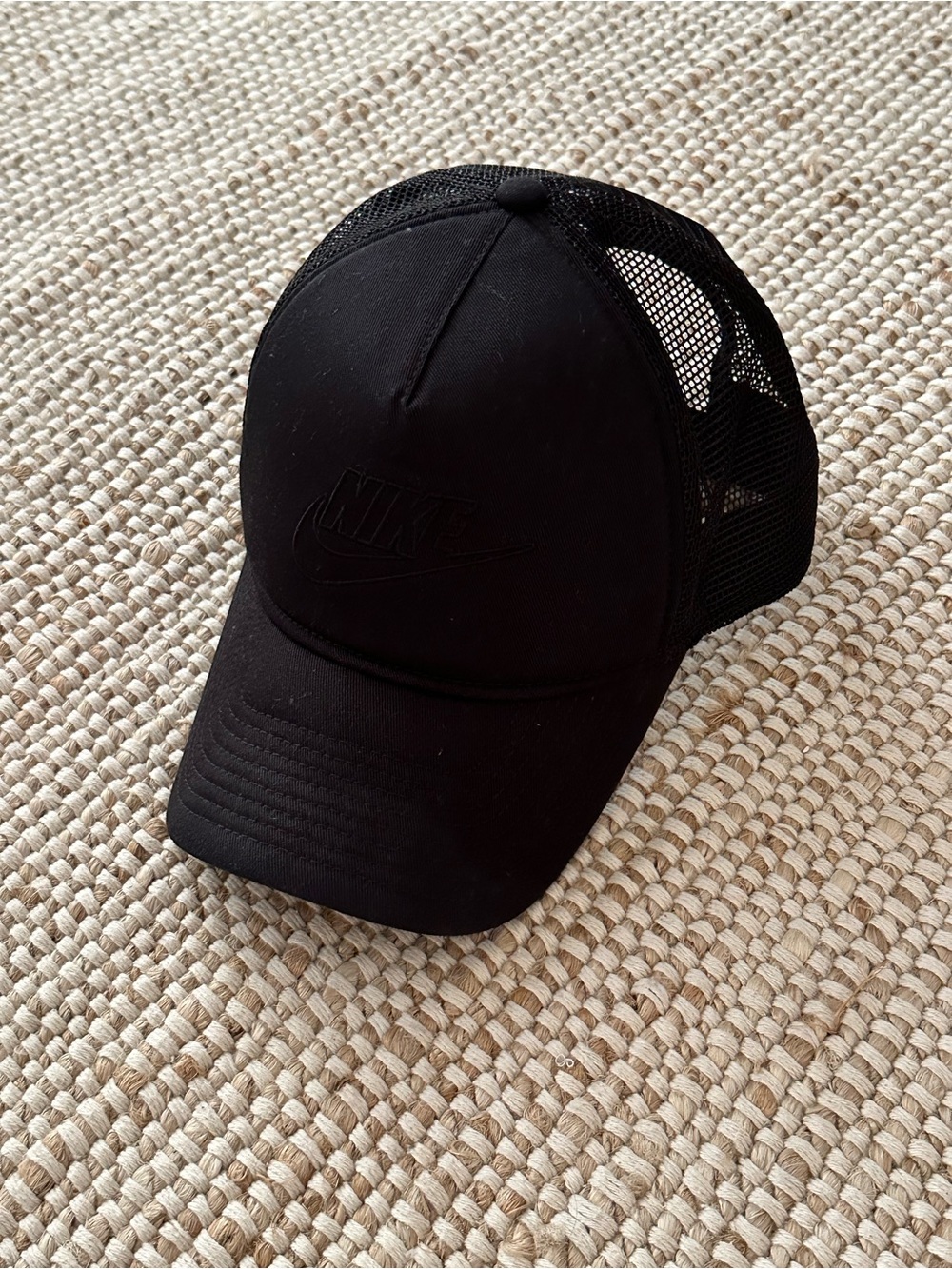 Nike black SnapBack trucker hat cap